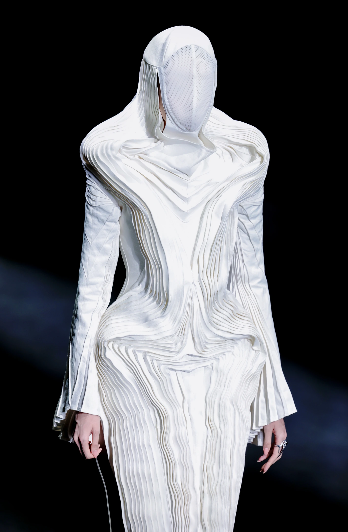 C.PROTOCOL SS27 — selected look 1, detail view